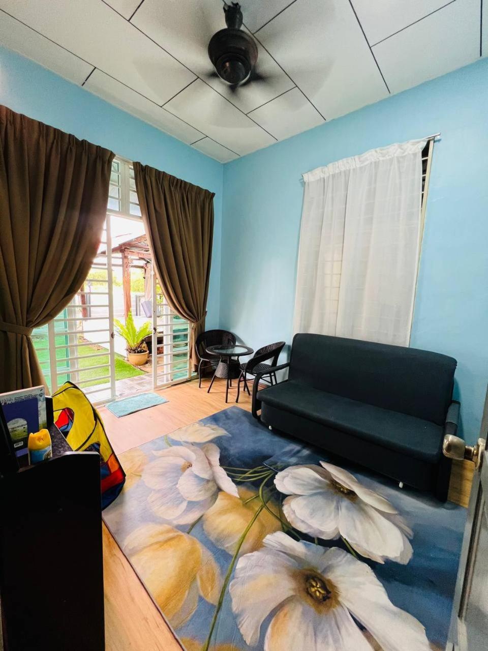 Pulai Field Aa Homestay Kangar Exterior photo