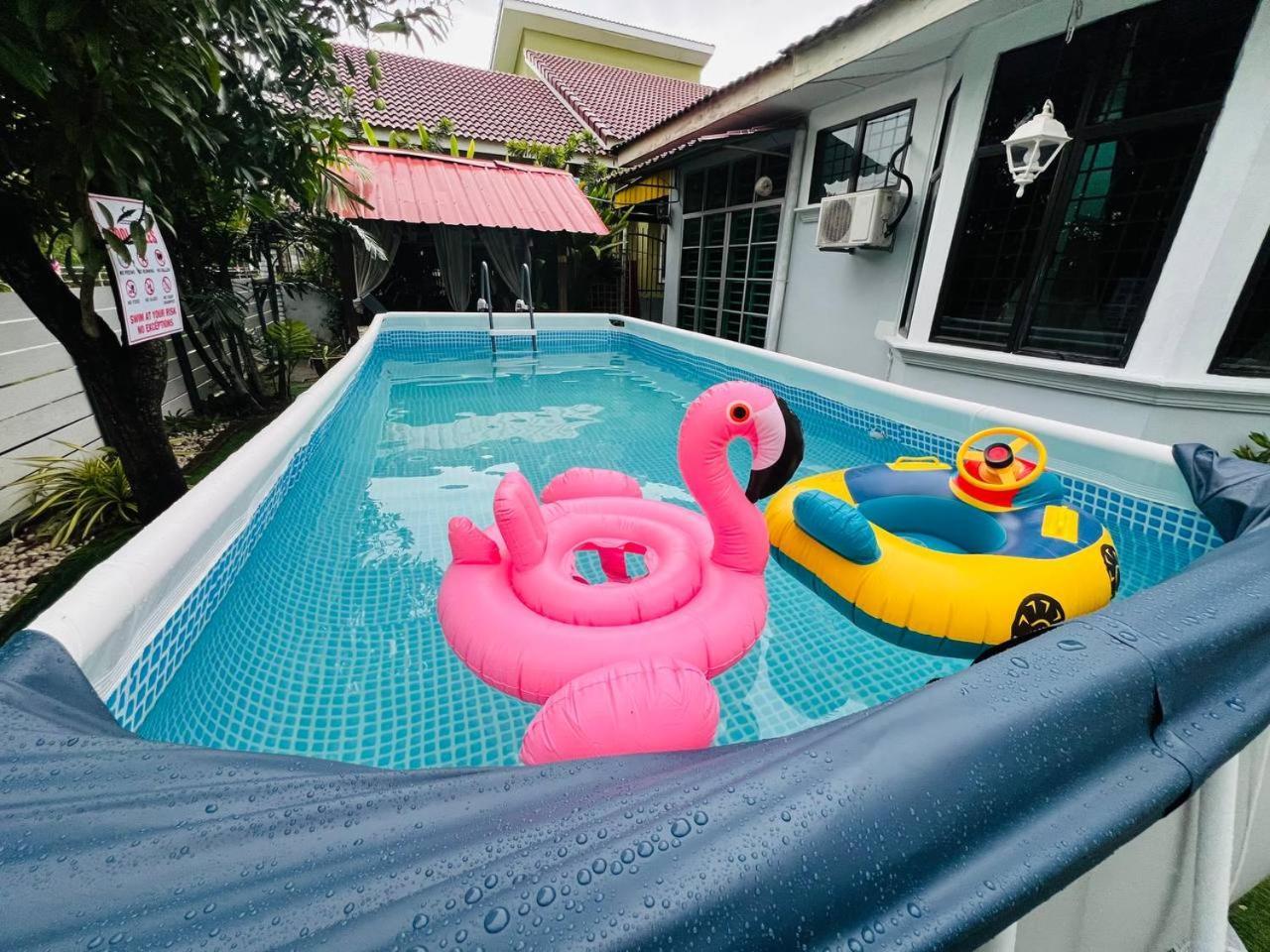 Pulai Field Aa Homestay Kangar Exterior photo